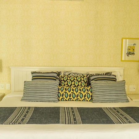 Tw Guaimbe Exclusive Suites Ilhabela Exterior photo